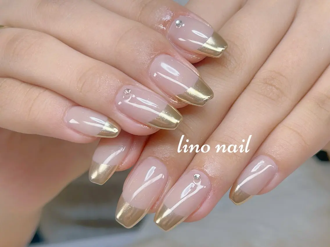 ネイル 長さ出し フットネイル フレンチネイル ミラーネイル 持ち込み Lino Nailのネイルデザイン