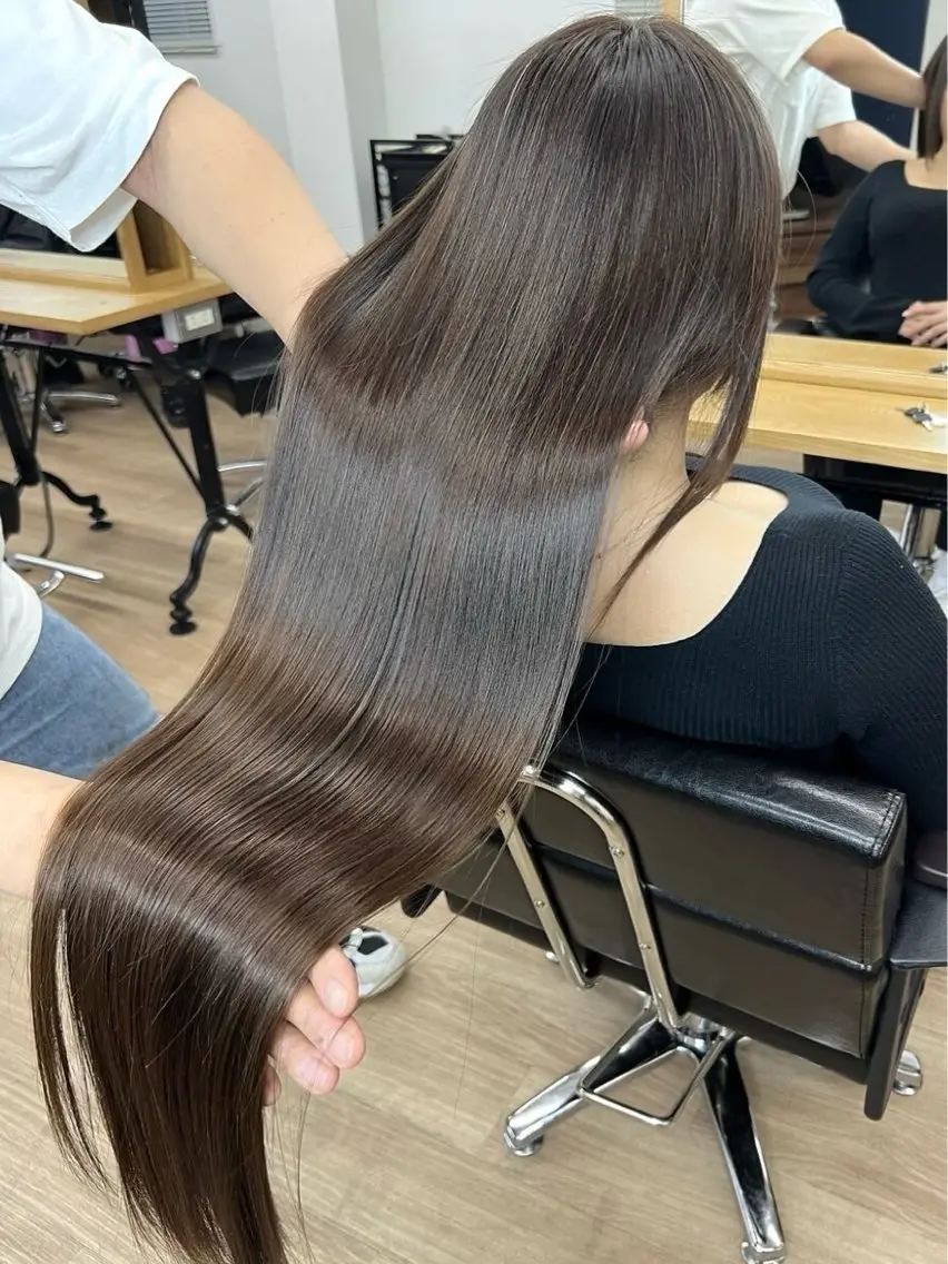 🌈硬くならない柔らか縮毛矯正+カット🌈の写真