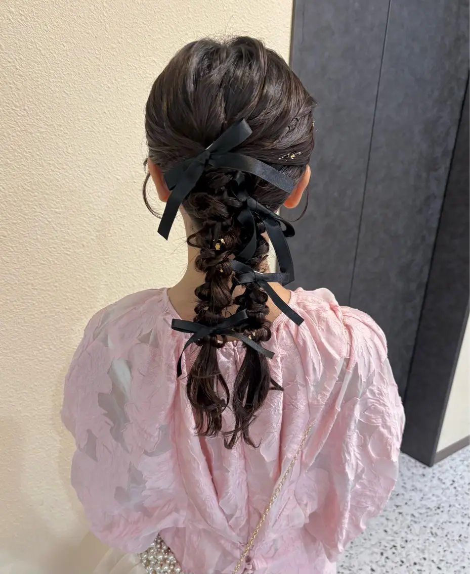 セミロング ヘアアレンジ ヘアセット Mila chihiroのヘアスタイル