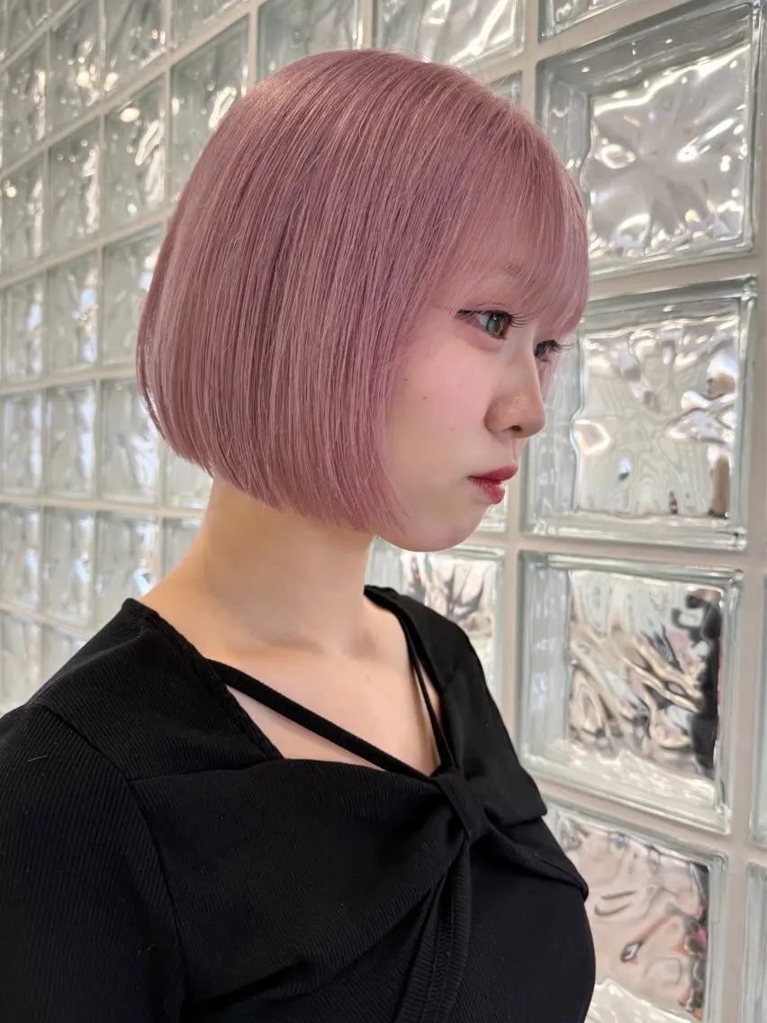 ショート ボブ 艶々ハイトーン🫧/ かのんのヘアスタイル