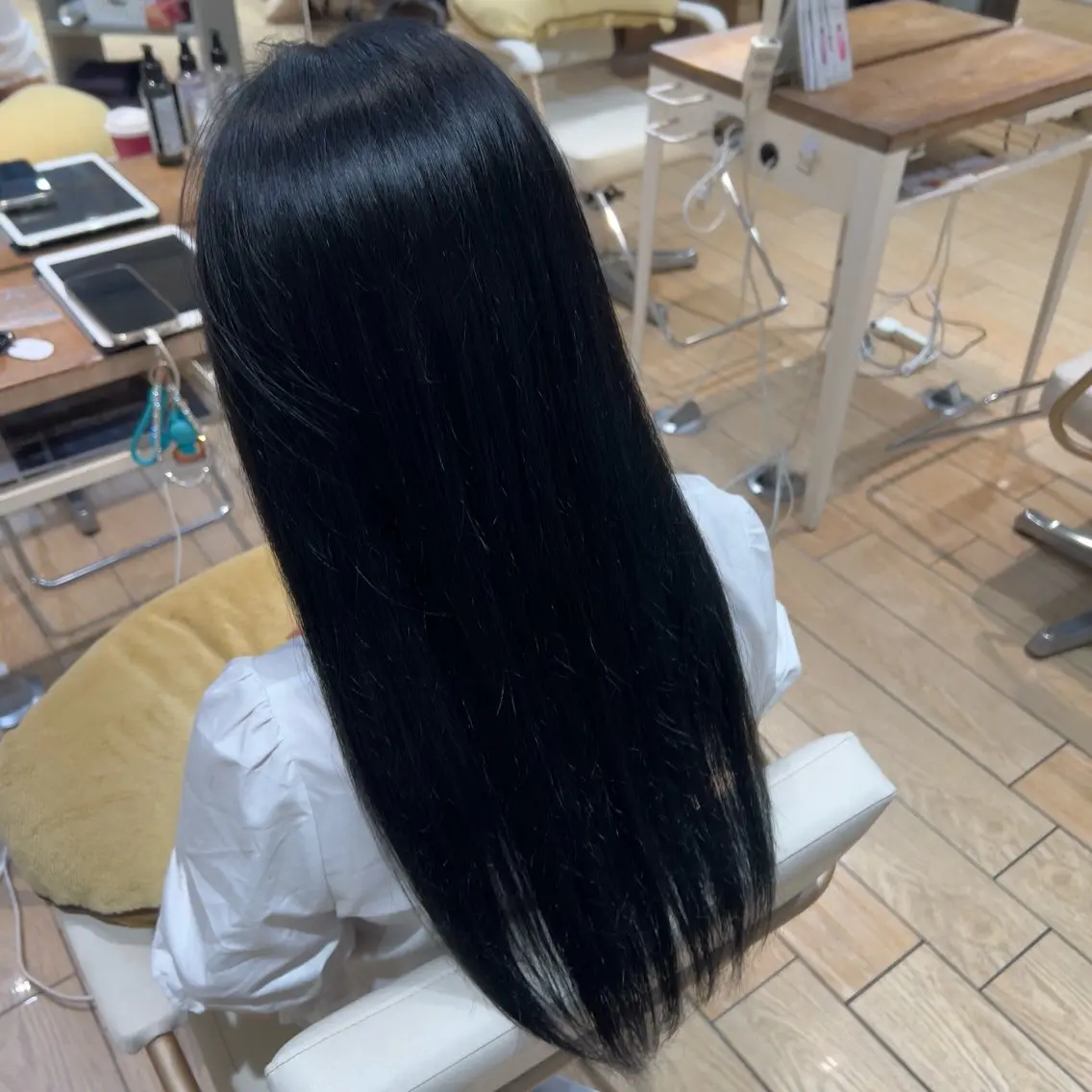 ロング カラー ブリーチなし艶カラー 🤍mikuのヘアスタイル