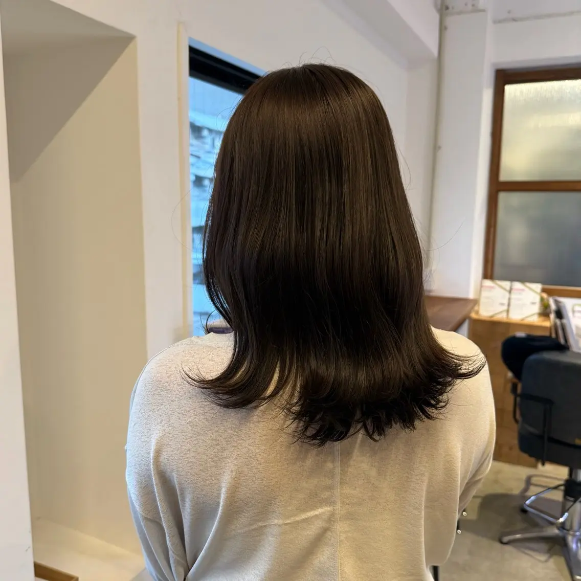 ミディアム カラー ブラウンカラー オリーブブラウン ヘアカラー トリートメント ナチュラルカラー💫 RIRINAのヘアスタイル