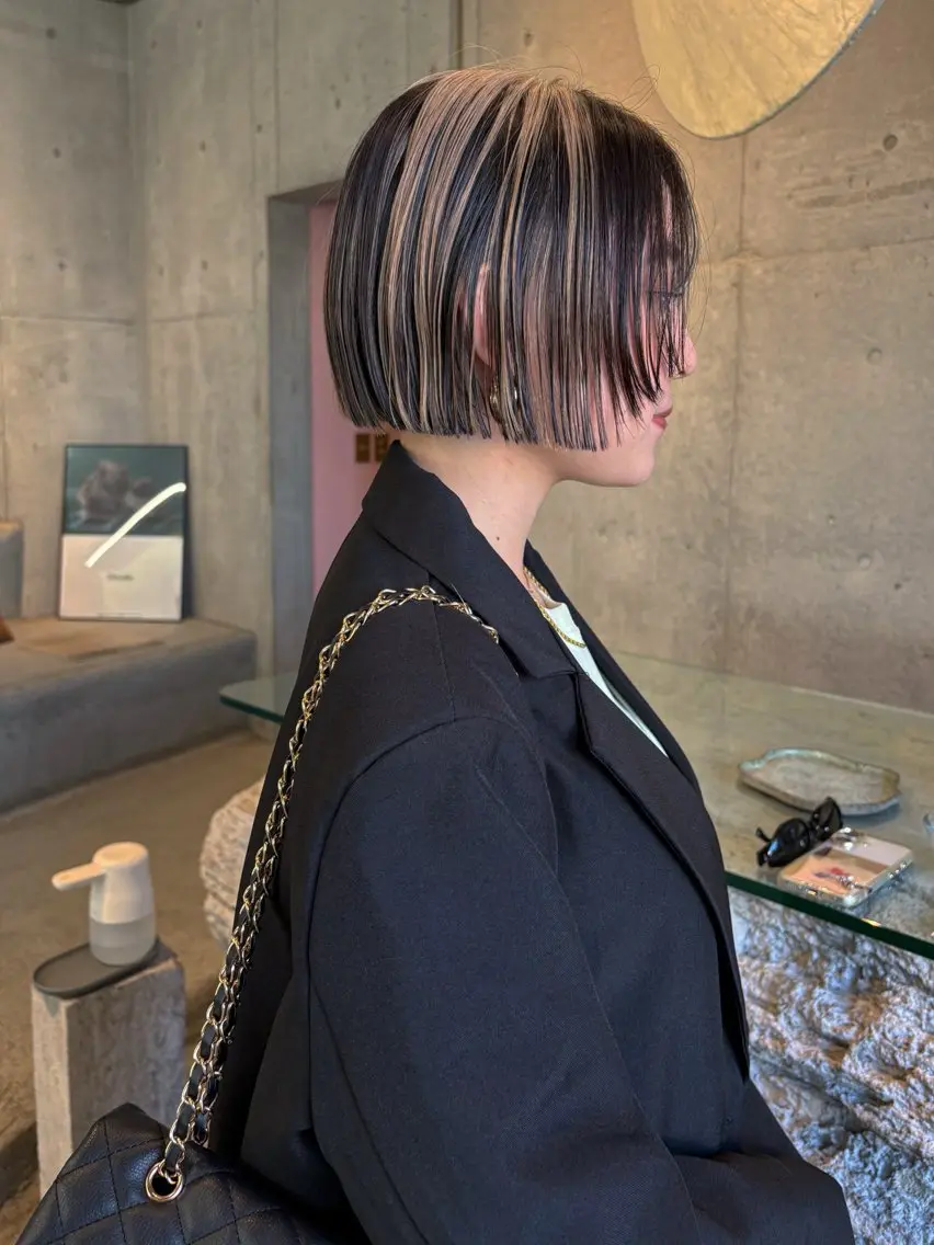 ショート カラー デザインカラー 月形 美貴のヘアスタイル