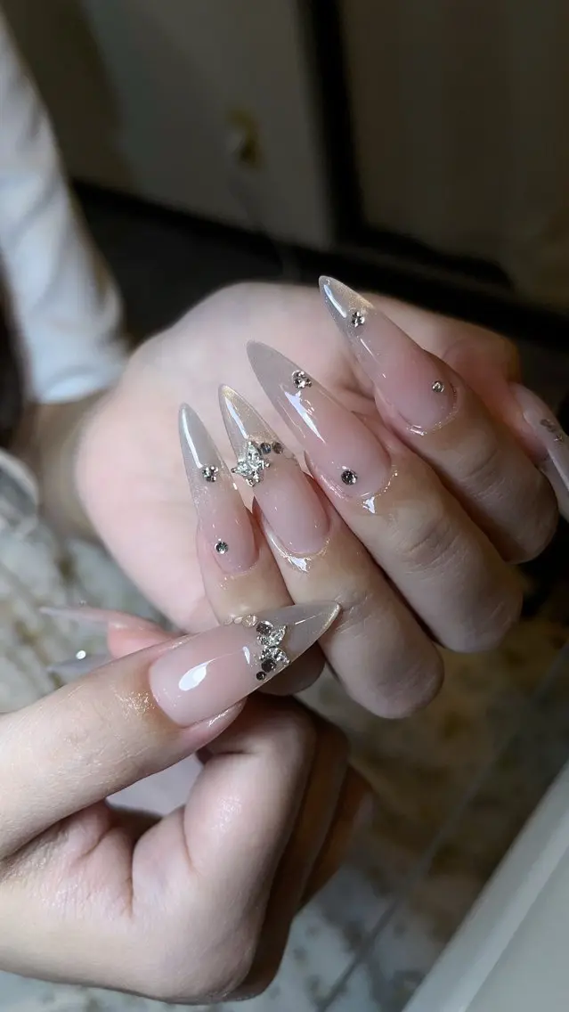 ネイル ハンドネイル SHE Nailのネイルデザイン