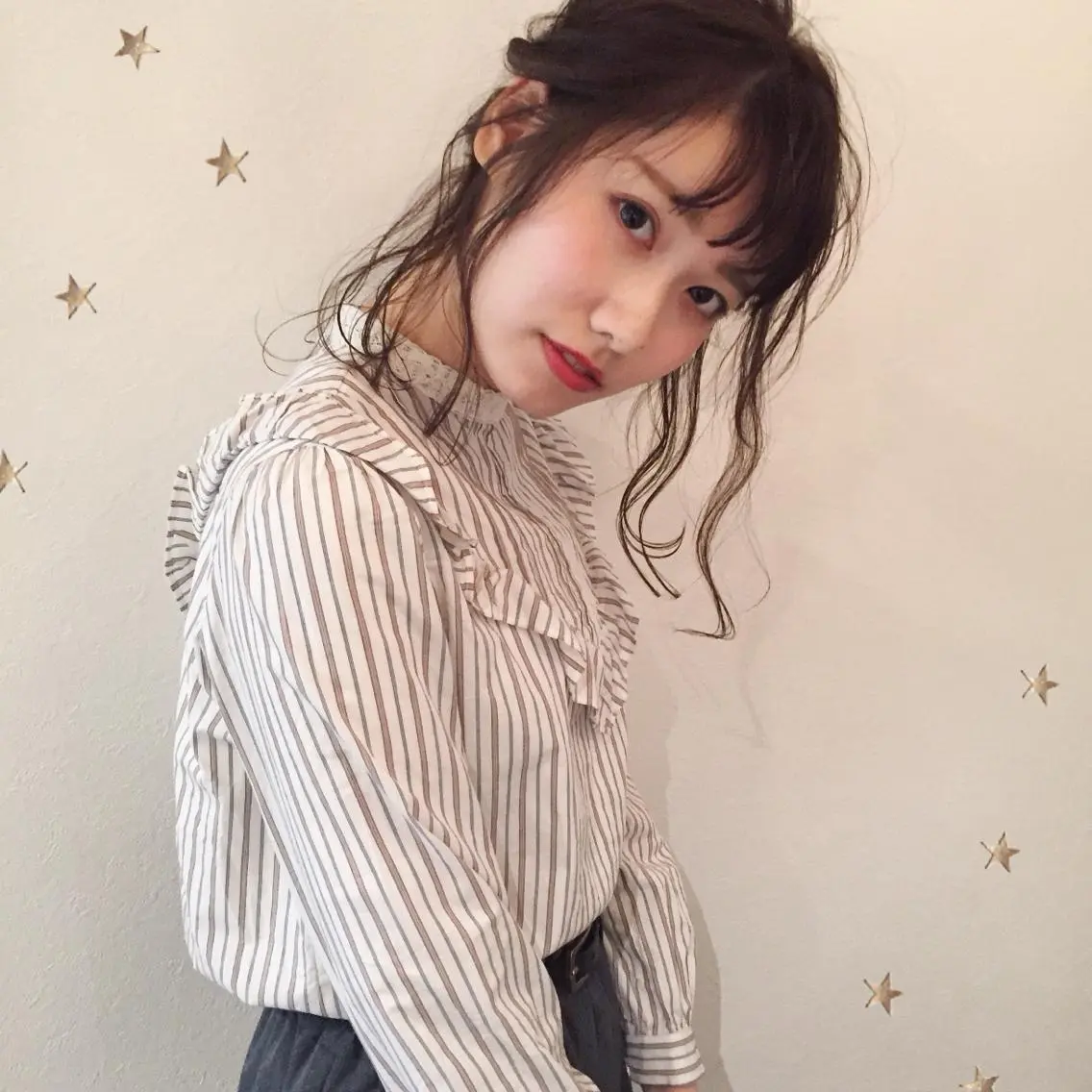 ミディアム ヘアアレンジ 市川 千夏のヘアスタイル