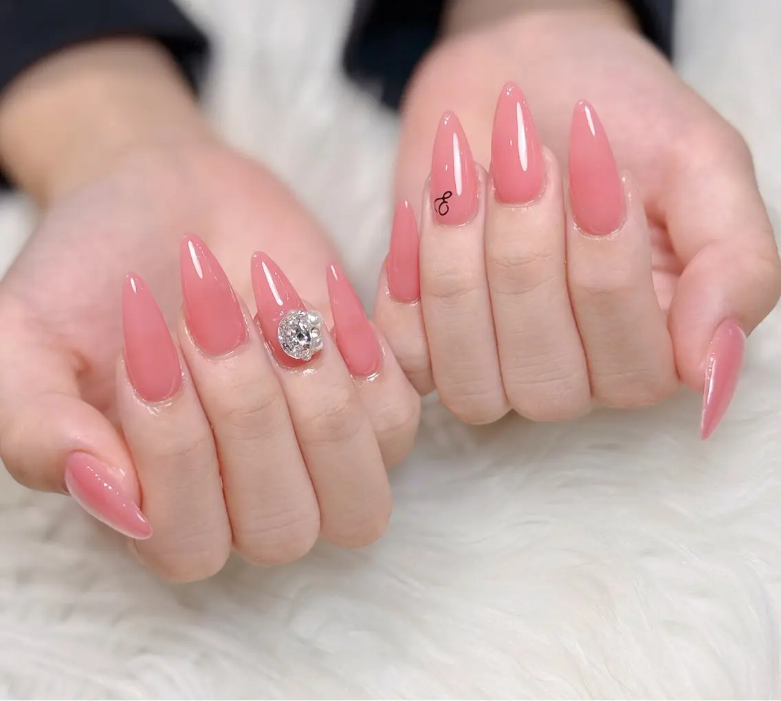 ネイル オーロラネイル チークネイル フットネイル フレンチネイル ジェルネイル ハンドネイル Nichi Nailsのネイルデザイン