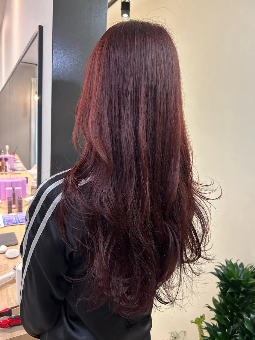 ロング カラー ブリーチ ブリーチなしカラー レッドカラー hubhair レイヤー/透明感のヘアスタイル
