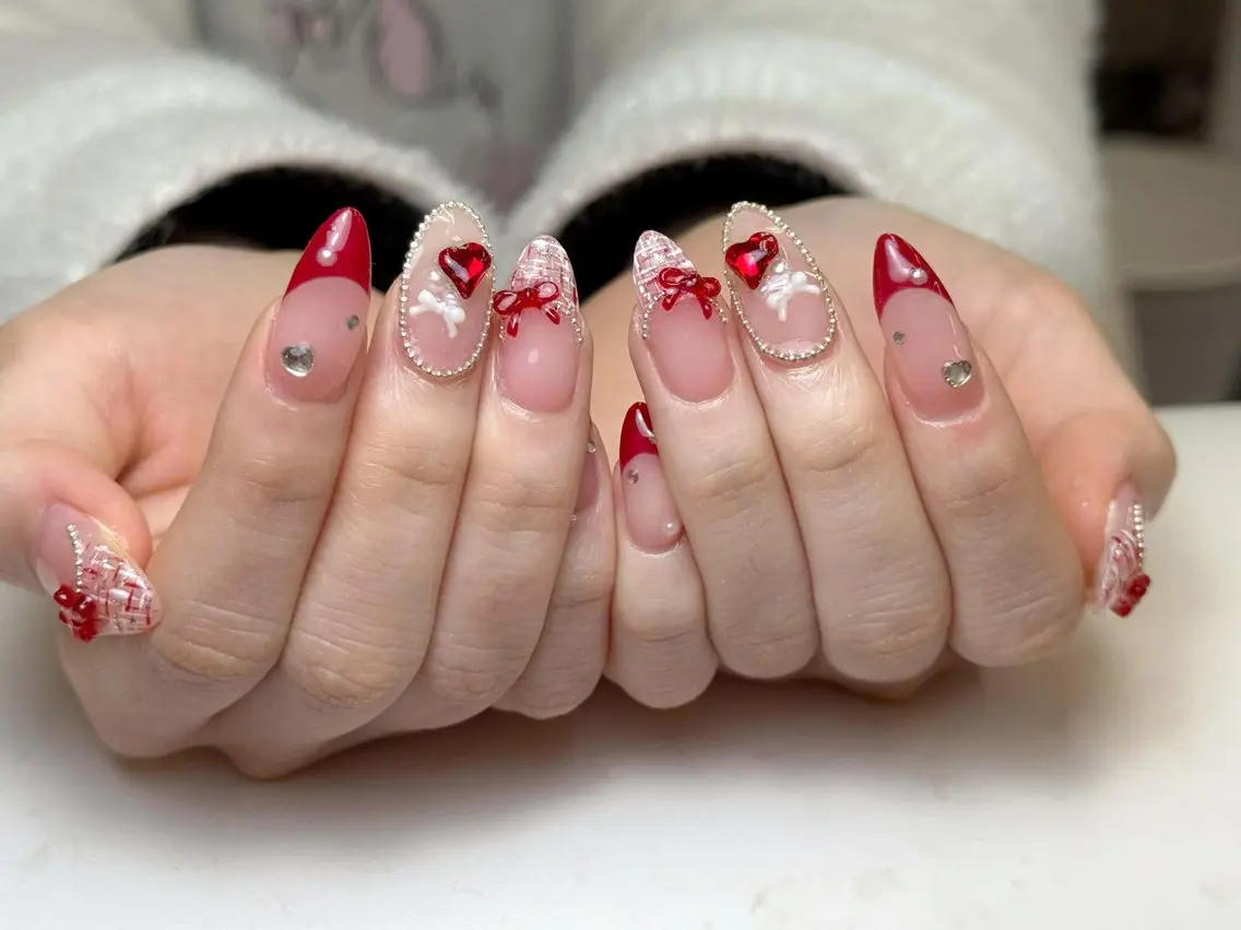 ネイル フレンチネイル ジェルネイル ガーリー 韓国ネイル ロングネイル ハンドネイル NieNail Nezukoのネイルデザイン