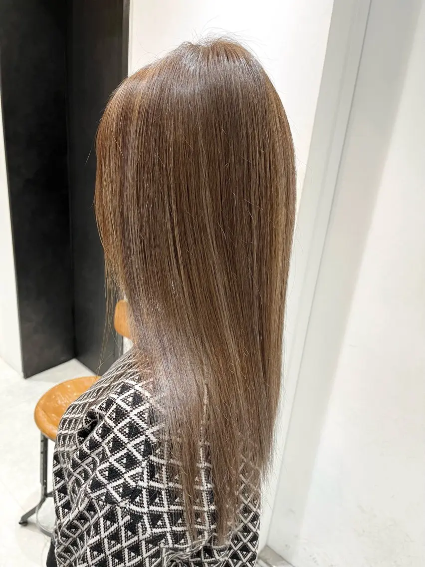 ロング ハイライト ヘアカラー 🌈外国風ハイライト こうたろうのヘアスタイル