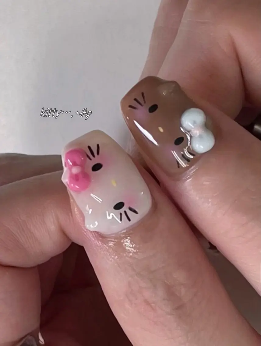ネイル リボン ハンドネイル MINAMI໒꒱ Y2K、韓国ガーリーのネイルデザイン