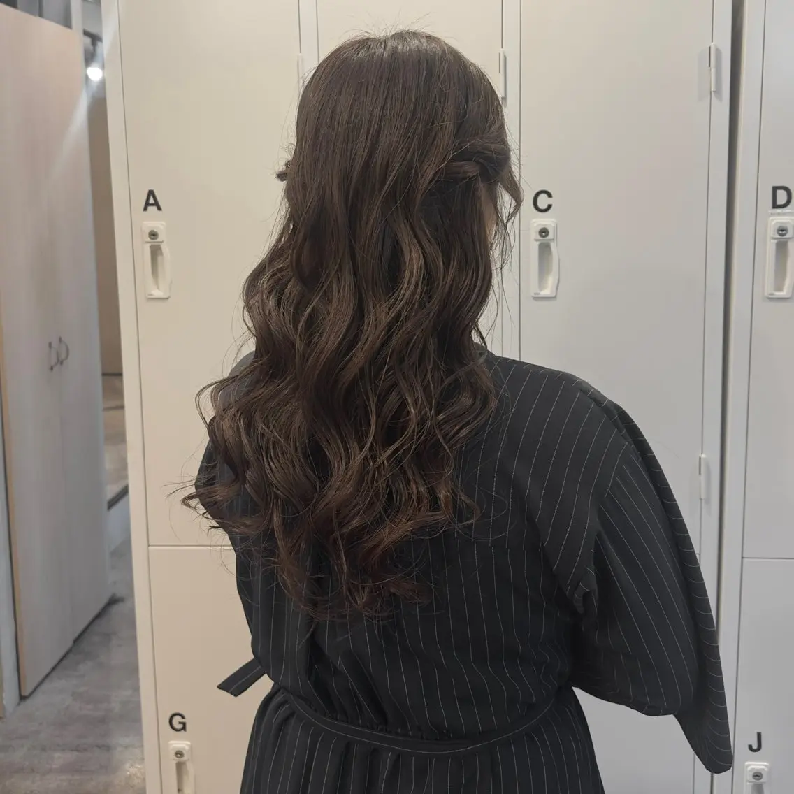 ロング パーマ ヘアアレンジ ヘアセット makoto / 韓国風ヘア🎀🪄︎のヘアスタイル