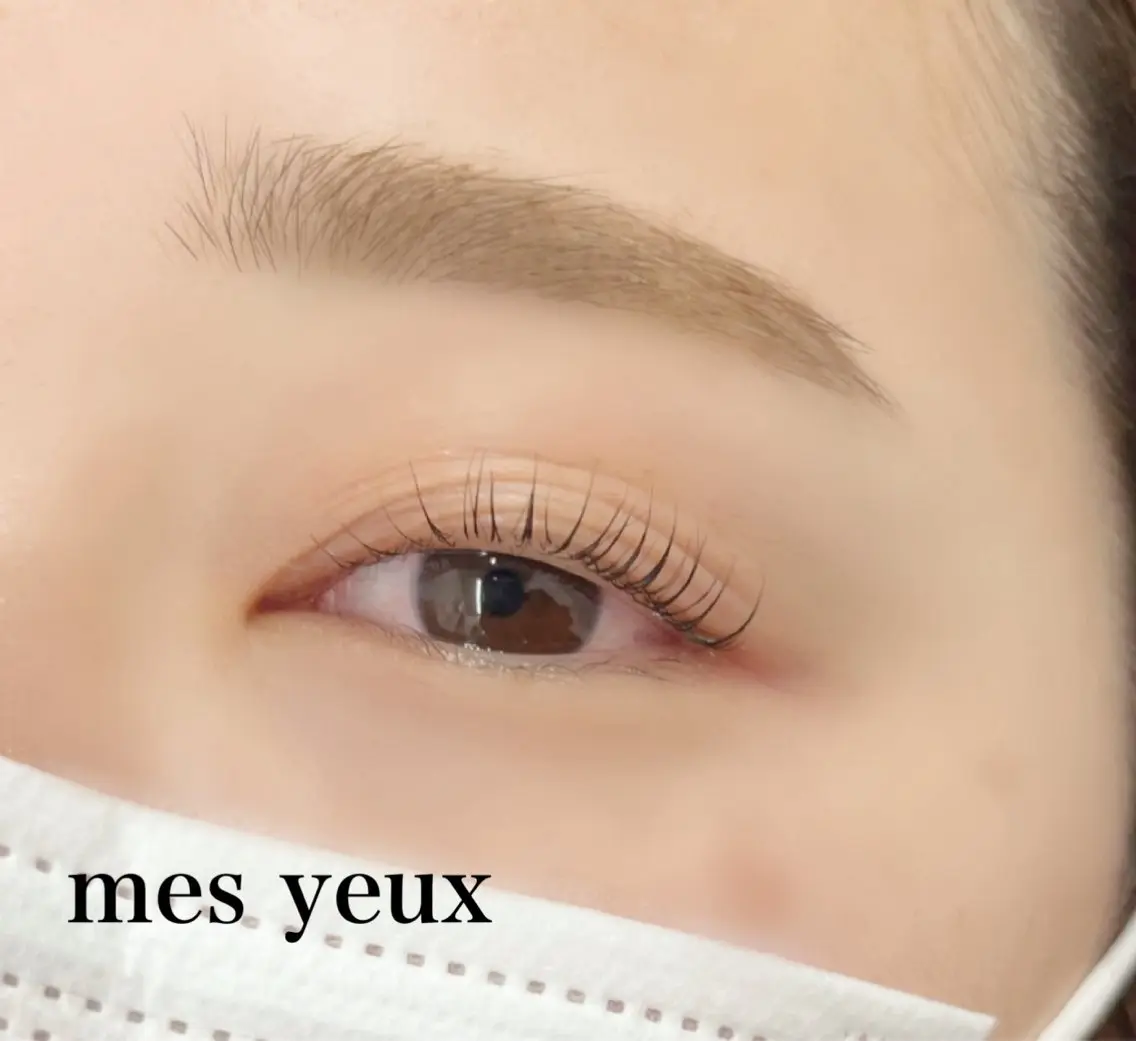 アイブロウ 眉毛ワックス脱毛 マツパ mes yeux eye salon.の眉毛・アイブロウイメージ