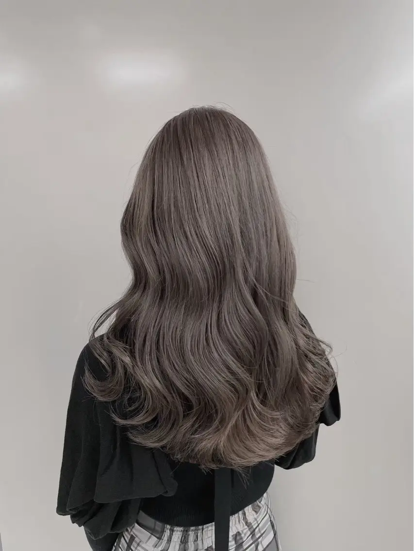 セミロング カラー ヘアカラー トリートメント ヘッドスパ ヘアセット 透明感/グレージュ/ ベージュ/るな🪽のヘアスタイル