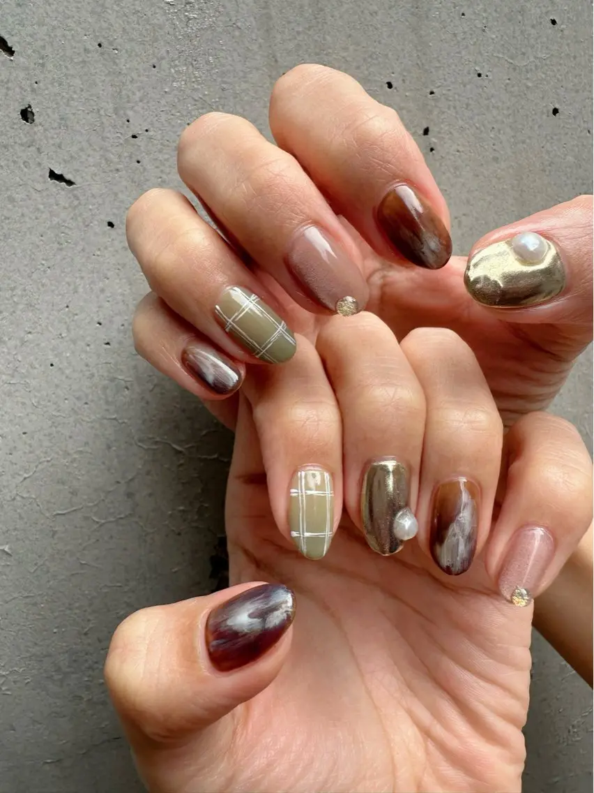 ネイル ブラウン 氷ネイル・うるうるネイル 韓国ネイル 大理石ネイル(マーブル) ミラーネイル 🪞KAPE NAIL 🪞のネイルデザイン