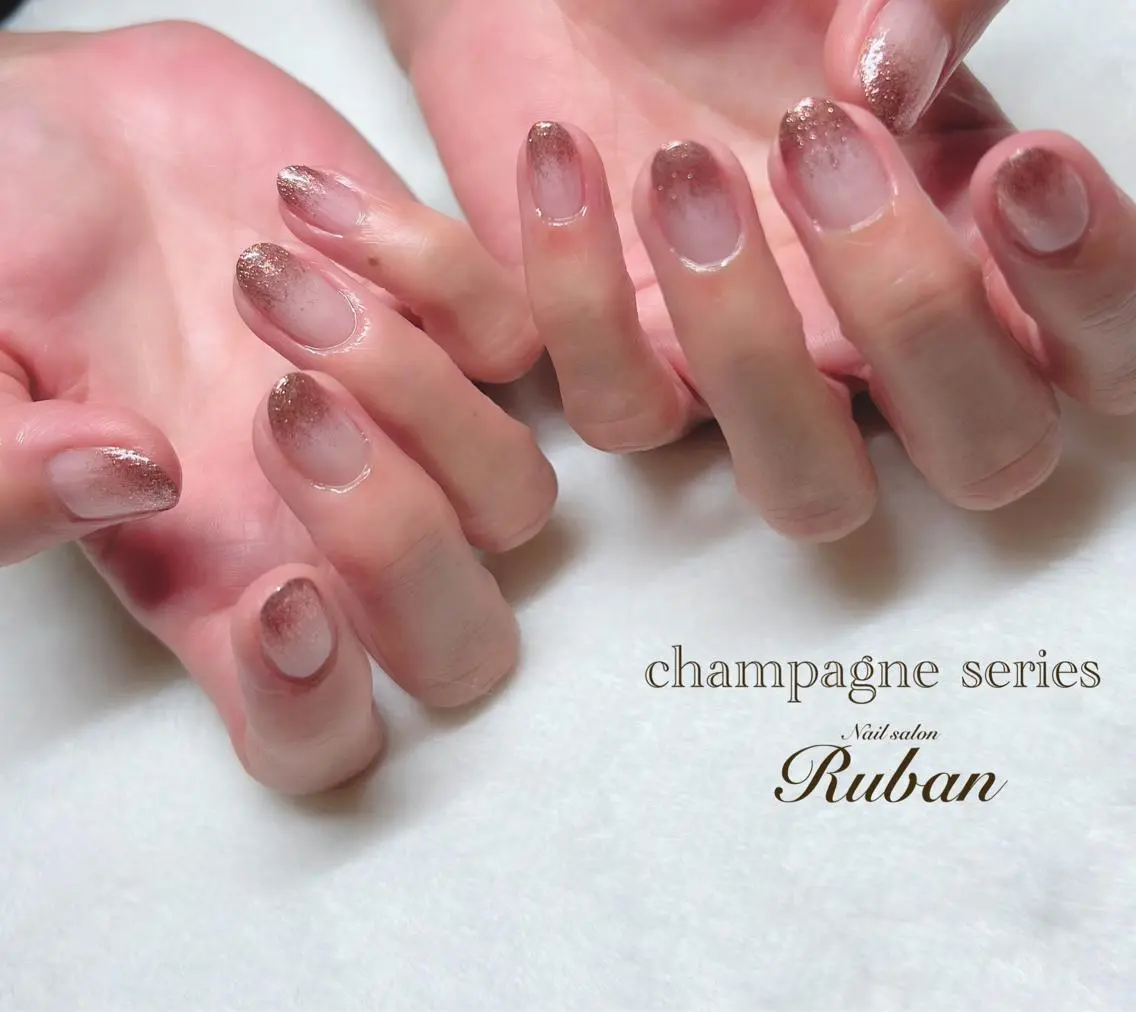 ネイル グラデーション ラメ(グリッター) ラメグラデーション Nail salon Rubanのネイルデザイン