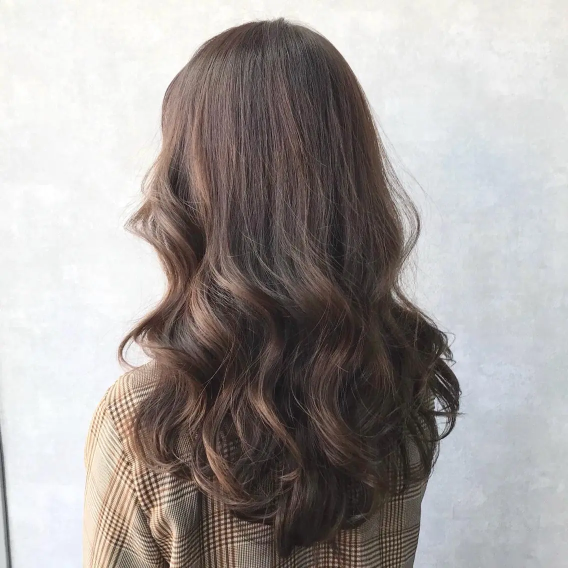 ロング カラー ブリーチ グレージュ K-POP好き美容師 🇰🇷Kai.Yのヘアスタイル