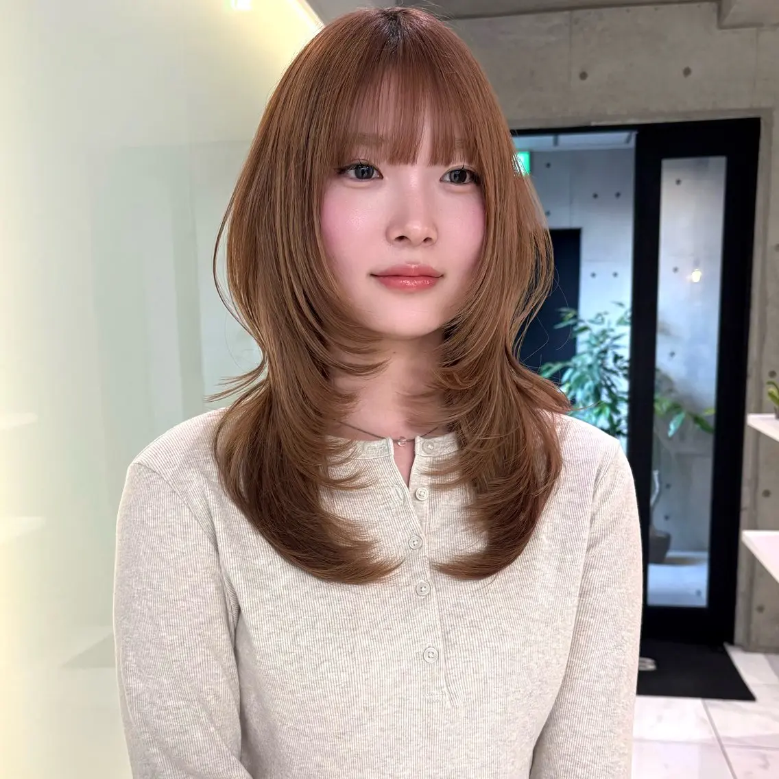 ミディアム くびれヘア カット riko/レイヤー カット/ヘアセットのヘアスタイル
