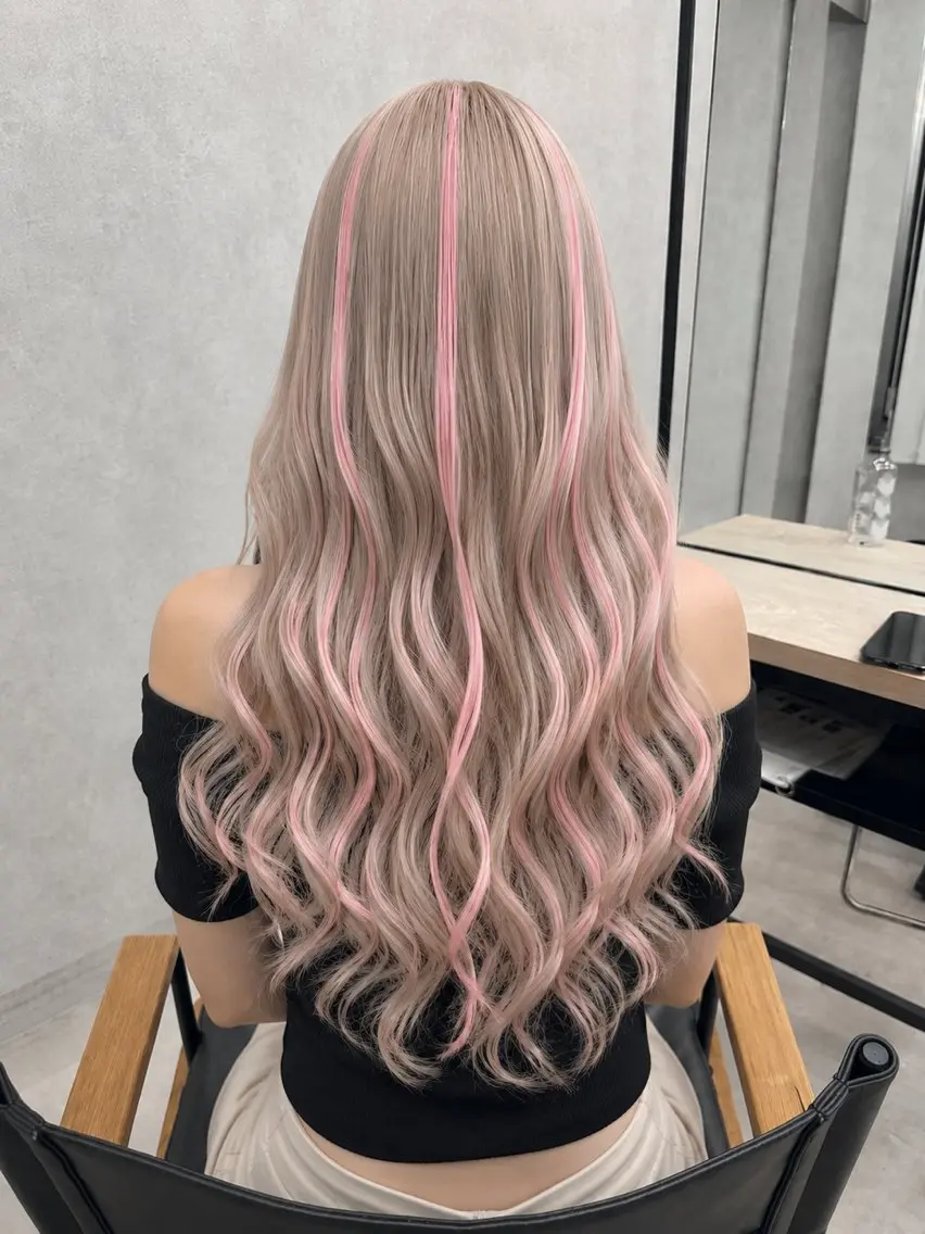 ロング エクステ ヘアカラー エクステ ✨渋谷ハイトーン 功太郎のヘアスタイル