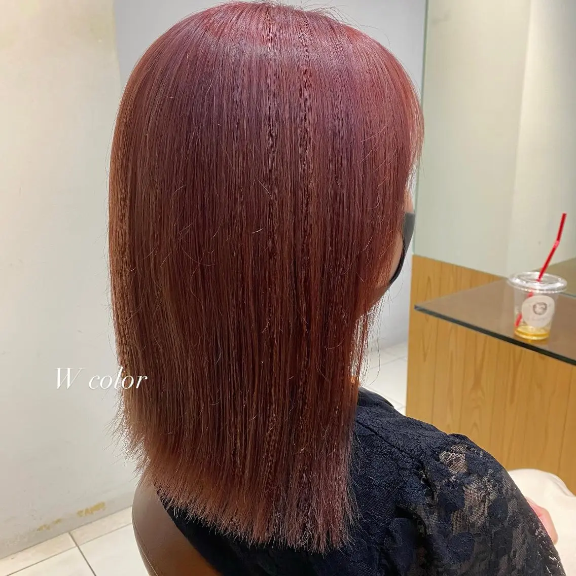 ミディアム カラー 安富 舞のヘアスタイル