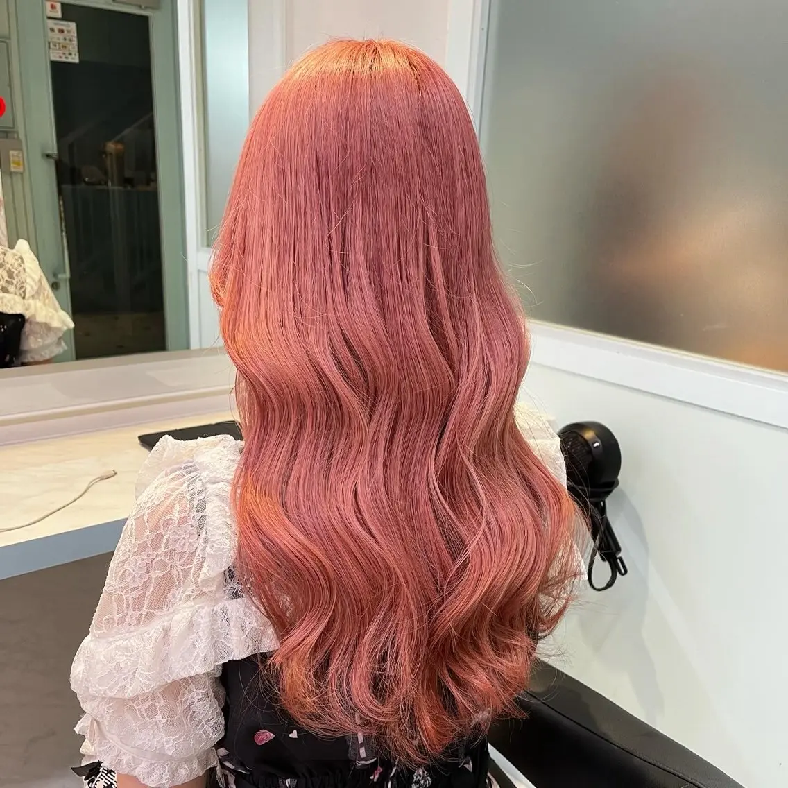 ロング カラー ヘアカラー トリートメント ブリーチカラー 🩵MIZUKIのヘアスタイル