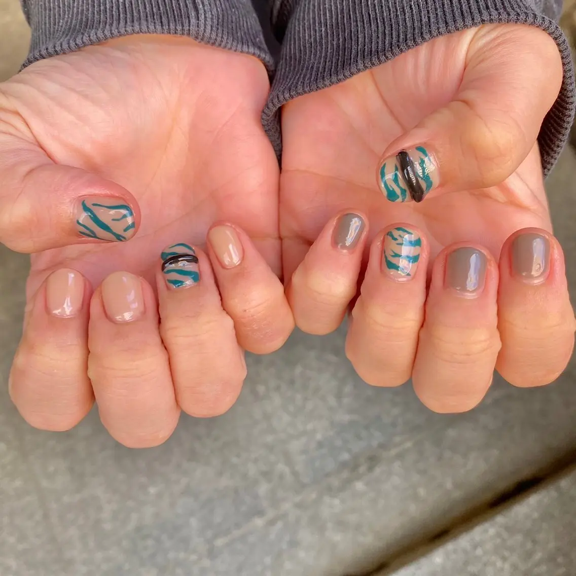 ネイル ハンドネイル 長谷川 奈緒美のネイルデザイン