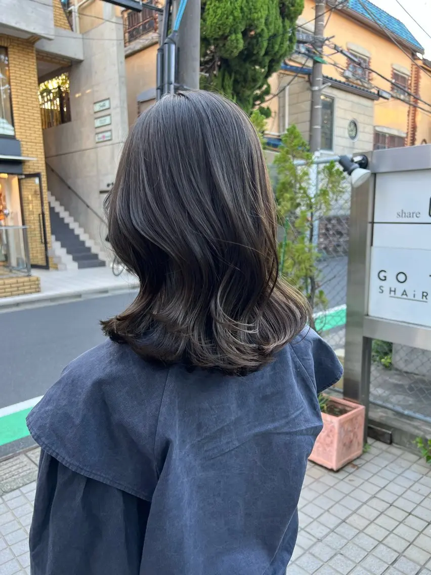 ミディアム カラー カット ヘアカラー トリートメント 似合わせヘア🫶🏻 つきいてるみのヘアスタイル