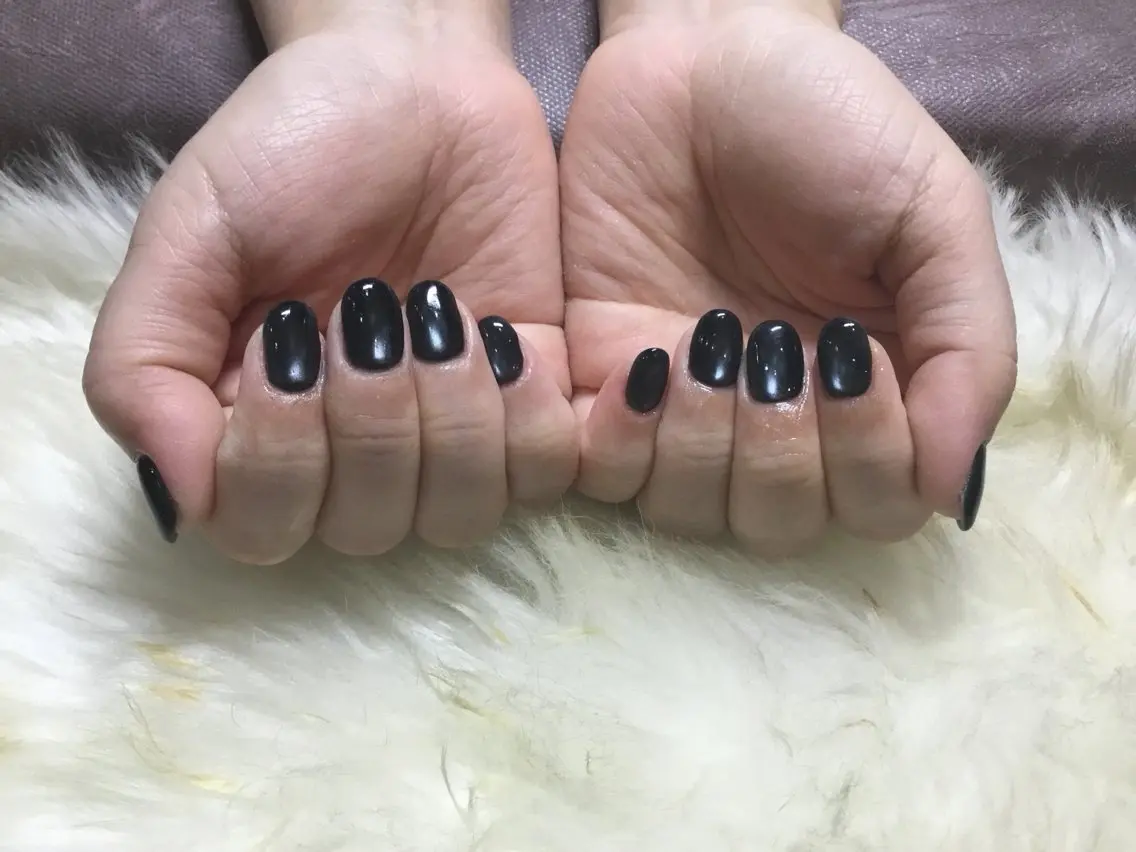 ネイル マグネットネイル あいか✨新宿西口1分 パラジェルのネイルデザイン