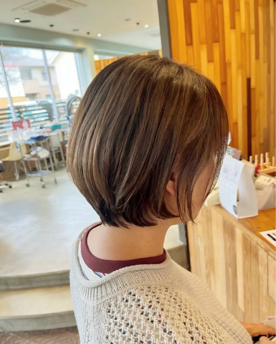 ショート 丸みショート ハイライト ショートヘア カット ヘアカラー TAKAHASHI REIKAのヘアスタイル