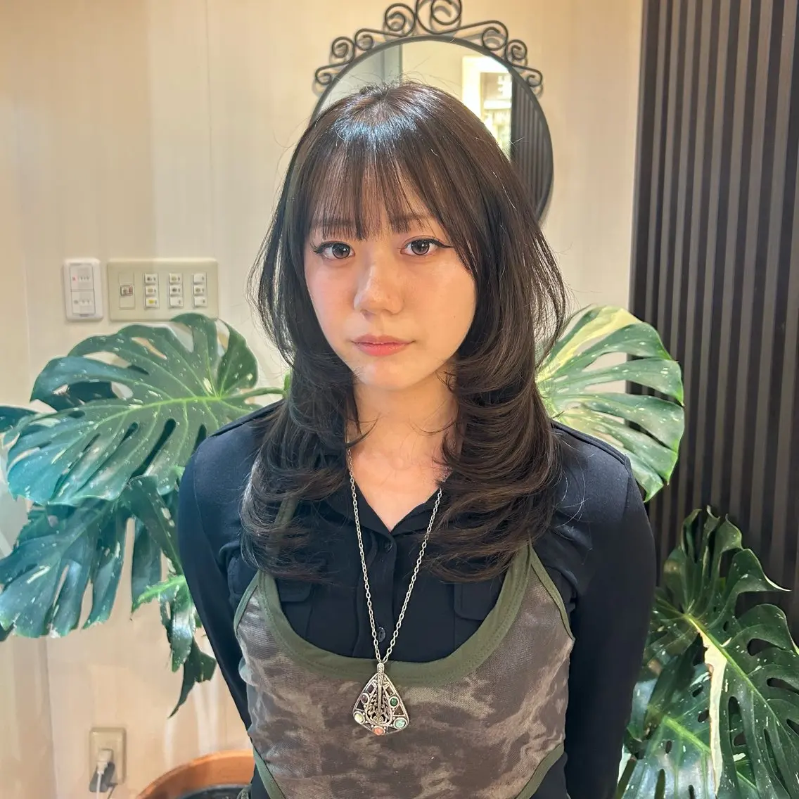 ロング ハッシュカット レイヤーカット 山本 美幸のヘアスタイル