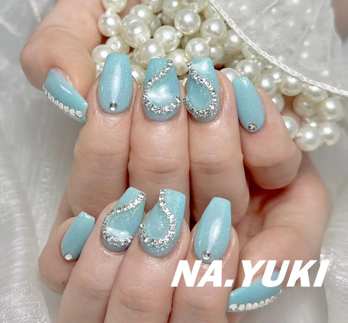 ネイル ハンドネイル ハンドケア 🌷 Mooning 🌷のネイルデザイン