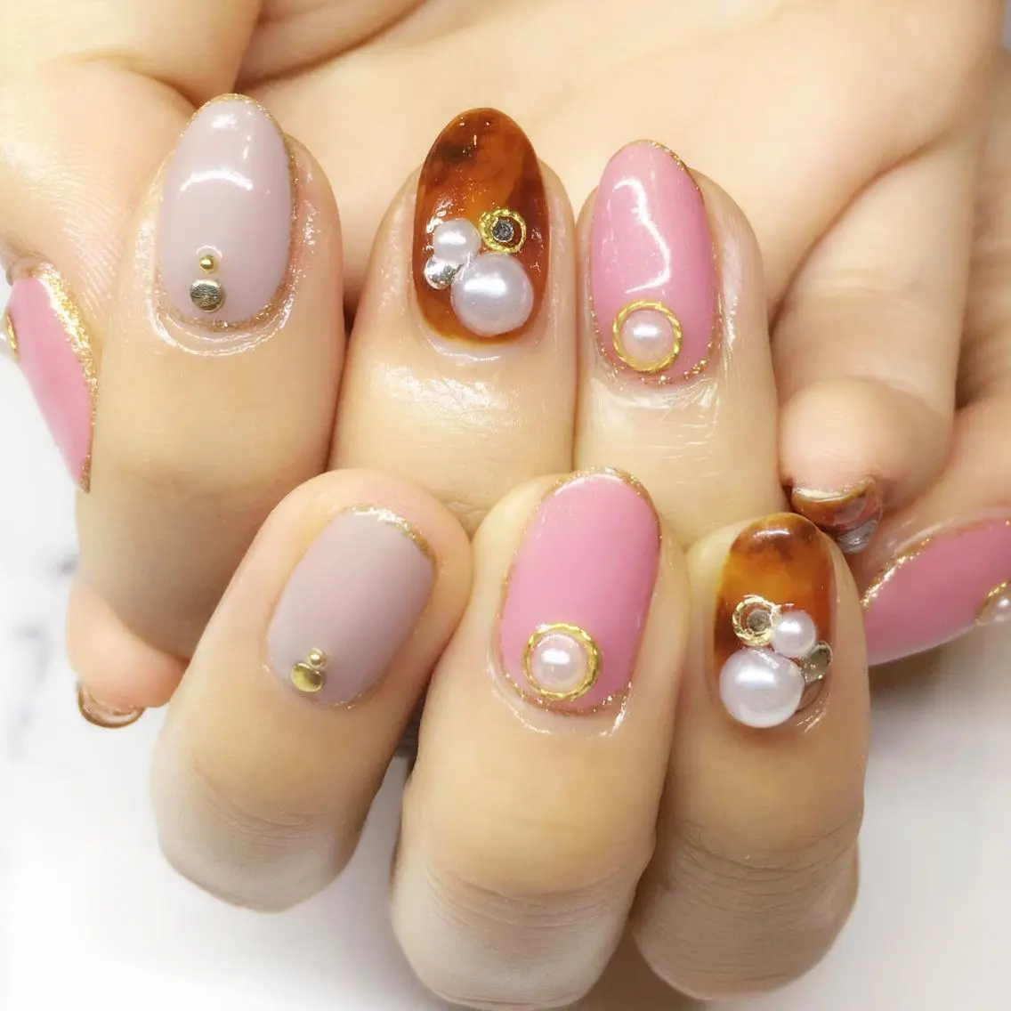 ネイル アートネイル べっ甲ネイル ジェルネイル ピンク nail salon Soeurのネイルデザイン