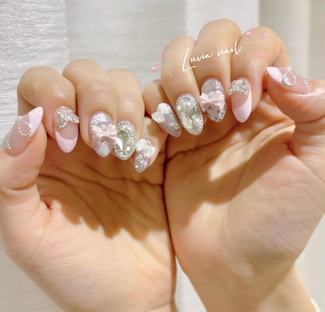 ネイル ハンドネイル 🍒Luvia ワンホンネイルのネイルデザイン