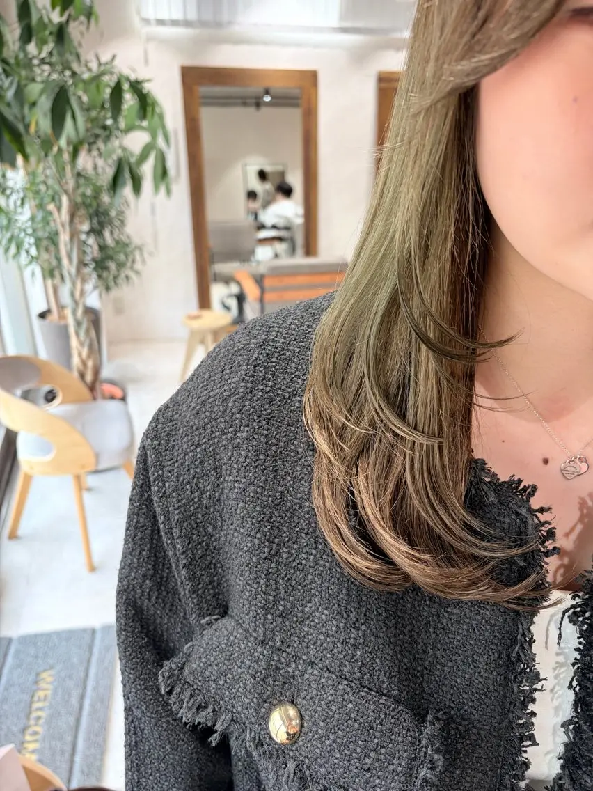 ミディアム カット 🌼似合わせカラー / Misaki🌼のヘアスタイル