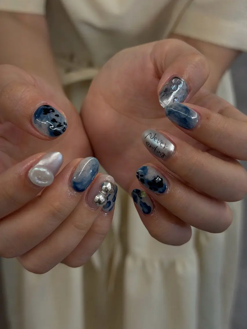 ネイル ジェルネイル マグネットネイル ネイビー ニュアンスネイル パラジェル ハンドネイル ハンドケア Bana_ Nailのネイルデザイン