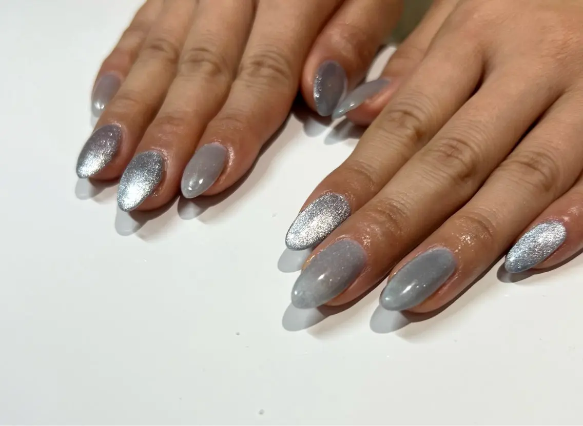 Hand✋🏻((マグネットネイル))🧲ぷるマグ新色入荷‧✧̣̥̇‧オフ込の写真