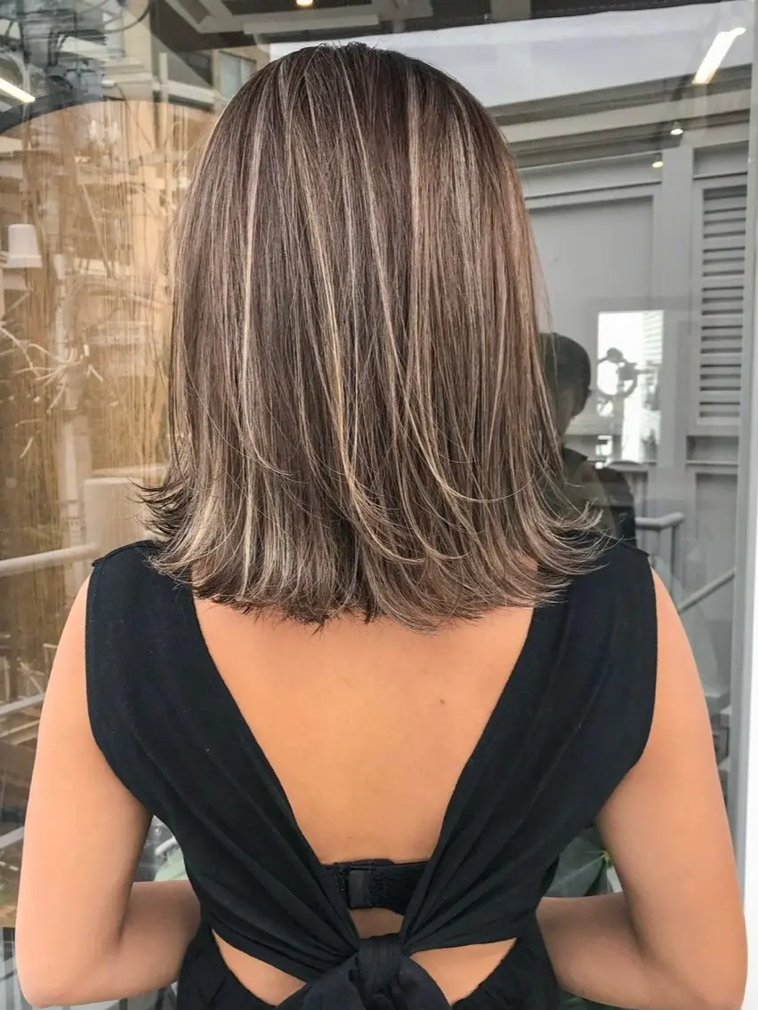 ロング カラー シールエクステ バレイヤージュ ベージュカラー ブリーチ ケアブリーチ カット ヘアカラー 大阪梅田/レイヤー/ ハイライト/yuuのヘアスタイル