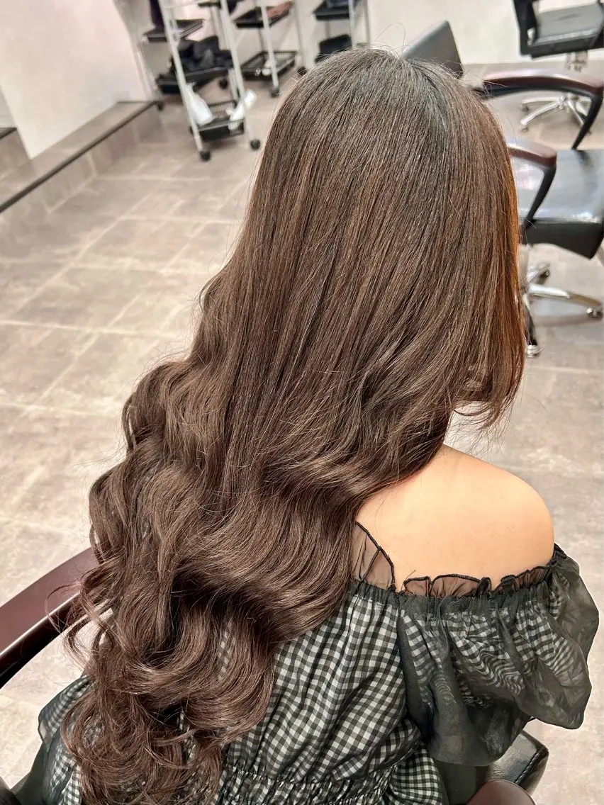 【初めてのエクステの方へ🔰】最高級人毛100%シールエクステ80本❄️エクステカット付き✂️の写真