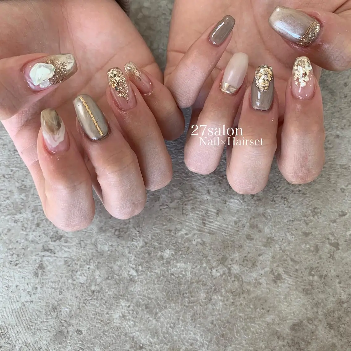 ネイル キラキラネイル ニュアンスネイル 27salon yuinaのネイルデザイン