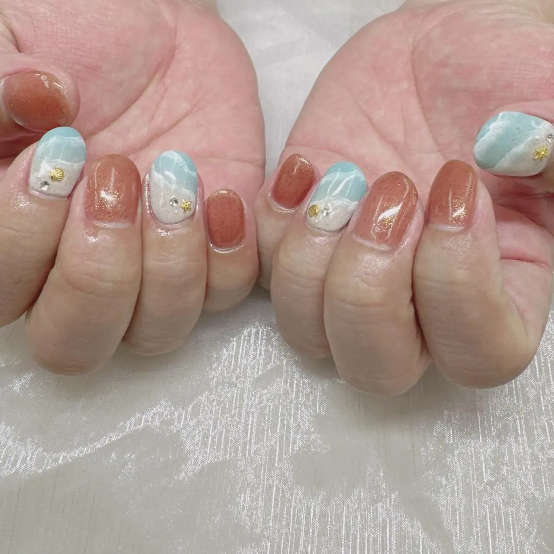 ネイル Nail salon Honey Beeのネイルデザイン