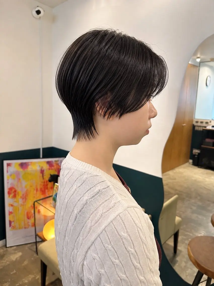 小顔見えくびれショート✂️首元すっきり×美シルエット✨無料トリートメント付きの写真