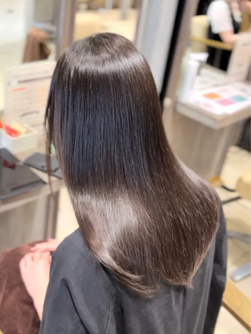 セミロング カラー 髪質改善 縮毛矯正 カット ヘアカラー 縮毛矯正 高槻No.1🇰🇷 韓国ヘア 橋口陽太のヘアスタイル