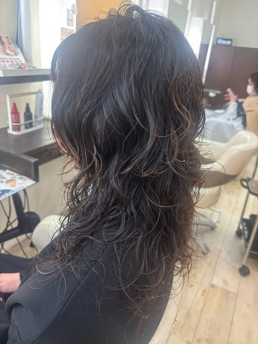 ロング パーマ カット パーマ ルプラボウ 石黒よう子のヘアスタイル