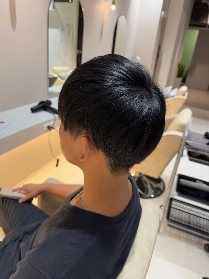 メンズ SUZUNE 🐣カットモデルのヘアスタイル