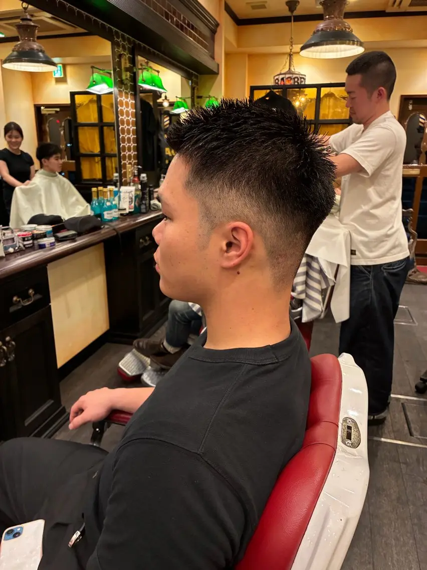 ショート カット ミヤシタ キョウゴのヘアスタイル