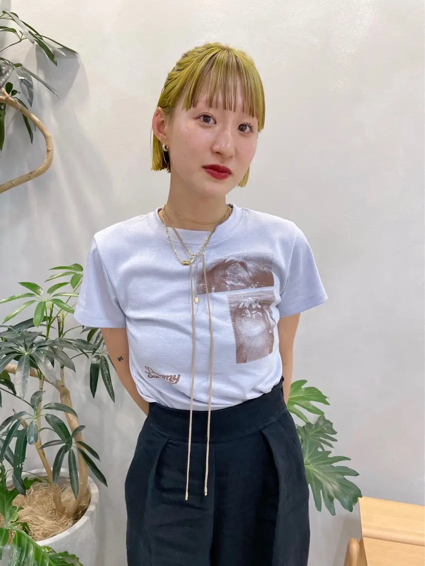 ショート カラー 青木 優歩のヘアスタイル