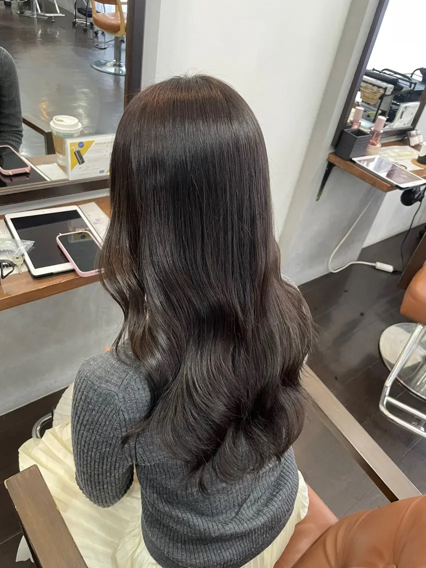 ロング アッシュ ヘアカラー トリートメント 暖色カラー/ メンズ/名駅/ユキハのヘアスタイル