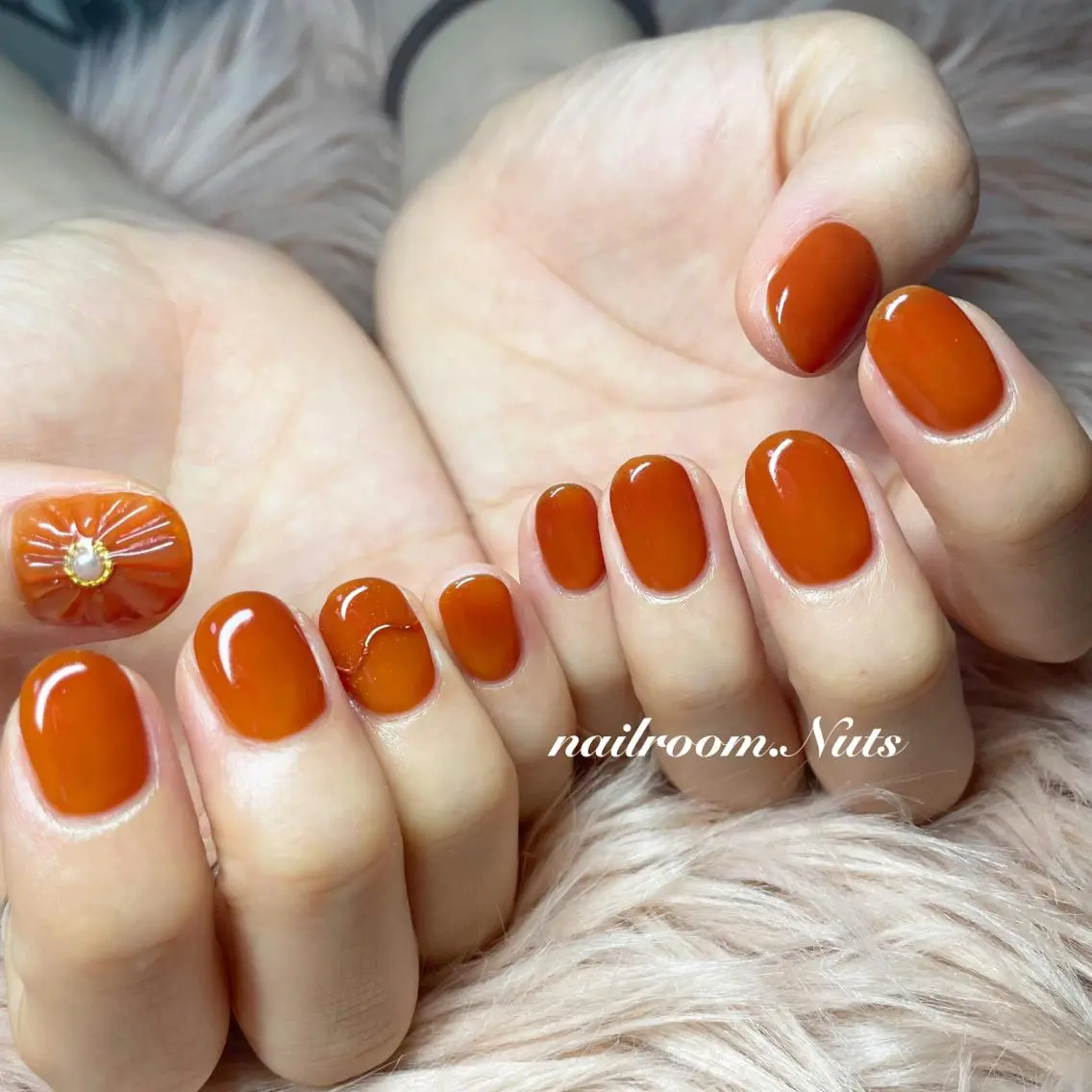 ネイル ハンドネイル nailsalon Nutsのネイルデザイン