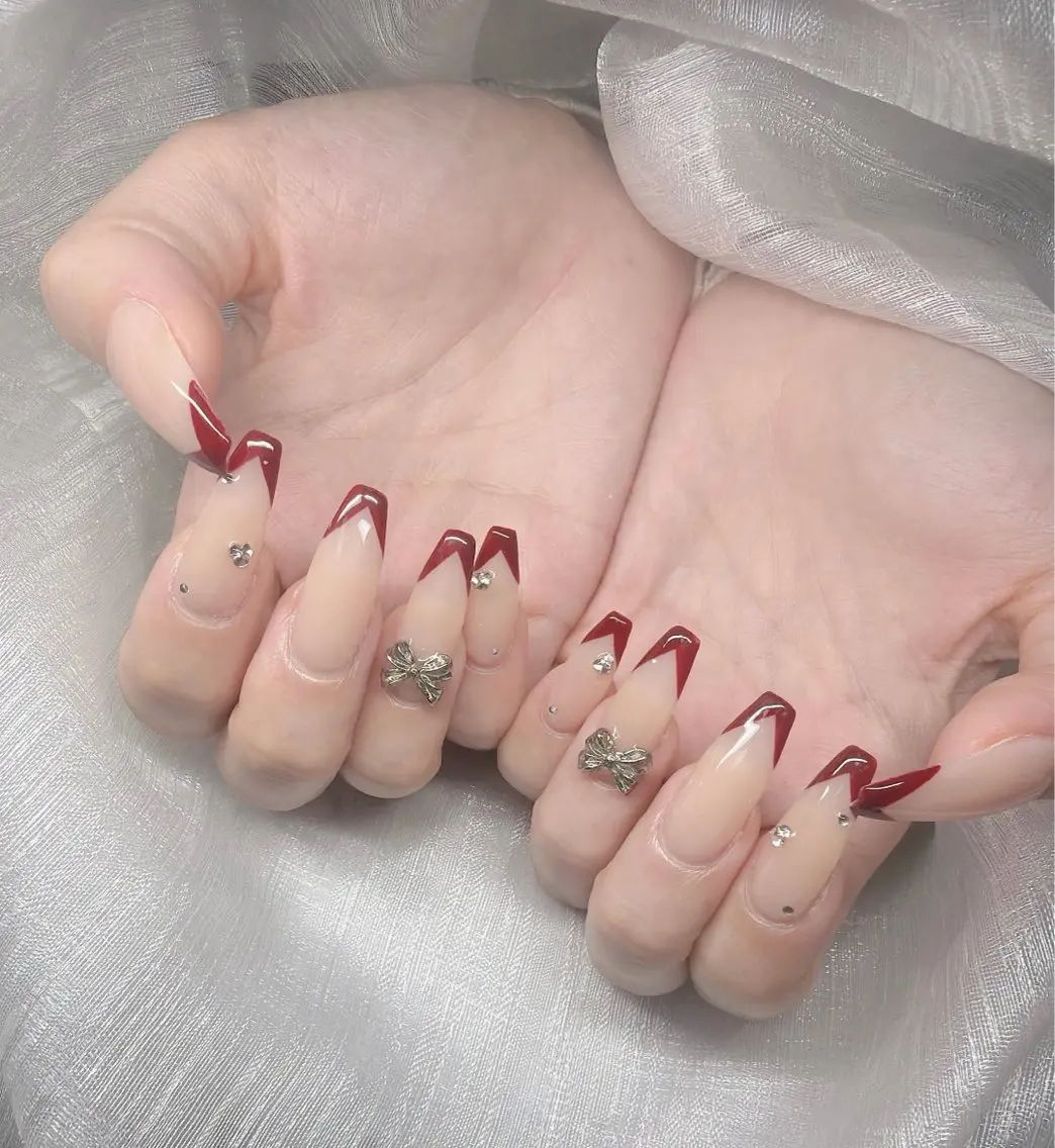 ネイル ハンドネイル Lee Nailsのネイルデザイン