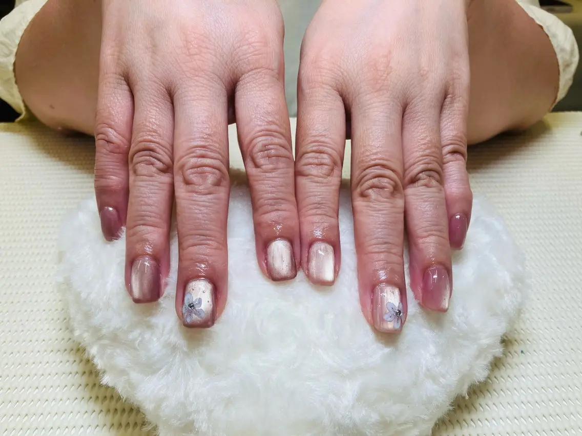 ネイル アートネイル マグネットネイル シンプルネイル ストーンネイル ハンドネイル Horizon ☆ Nailsのネイルデザイン