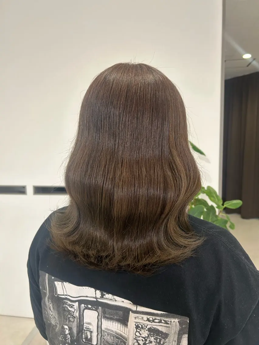 ミディアム ヘアカラー トリートメント amoretto miinaのヘアスタイル